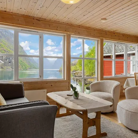 Fretheim Fjordhytter Vakantiehuis *