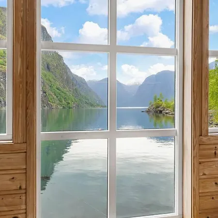 Fretheim Fjordhytter *