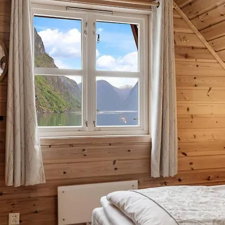 Vakantiehuis Fretheim Fjordhytter *